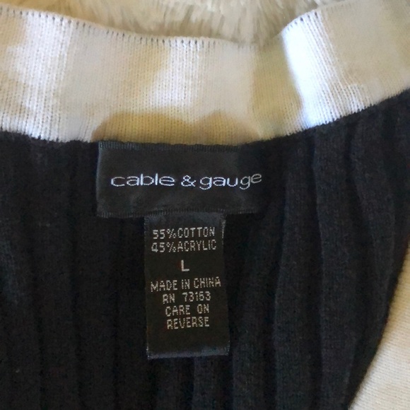 Vest - Picture 2 of 3